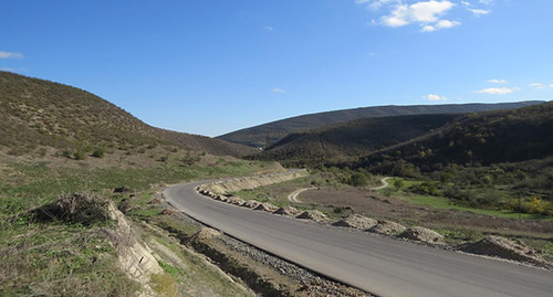 Отрезок дороги Варденис- Мартакерт  в Мартакертском районе Нагорного Карабаха. Фото Алвард Григорян для "Кавказского узла"