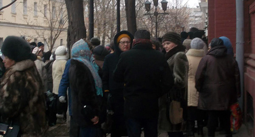 Митинг на улице Володарского, напротив здания Думы Астраханской области. Фото елены гребенюк для "Кавказского узла"