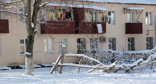 Двор в Грозном. Фото Магомеда Магомедова для "Кавказского узла"