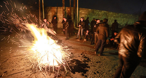 Протестные выступления в посёлке Нардаран. 21 ноября 2015 г. Фото Азиза Каримова для "Кавказского узла"