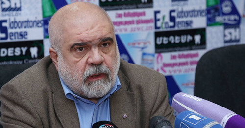 Политолог Александр Искандарян. Фото http://www.tert.am/ru/news/2015/12/22/Iskandaryan/1881279