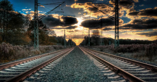 Железная дорога. Фото http://minval.az/news/123500466
