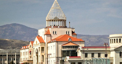 Национальное собрание Нагорного Карабаха. Фото: Margot Buff (RFE/RL)