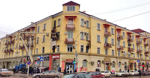 Здание, в котором находился офис Сводной мобильной группы. Грозный, 14 декабря 2014 г. Фото Ахмеда Альдебирова для "Кавказского узла"