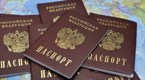 Российские паспорта. Фото https://zham.am/?p=239&l=ru