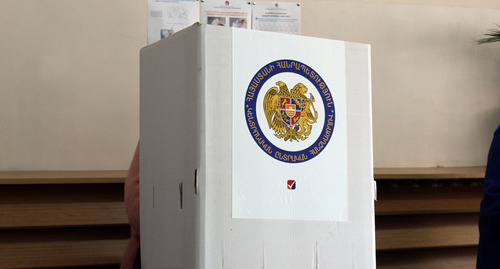 Кабинка для голосования на выборах в Армении Фото Тиграна Петросяна для "Кавказского узла"