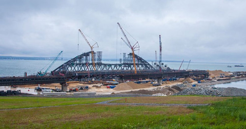 Строительство Крымского моста через Керченский пролив. Фото http://www.most.life/