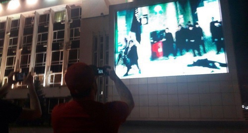 Трансляция социального ролика в центре Краснодара. Фото: https://vk.com/wall-46313275_78948?w=wall-46313275_78948