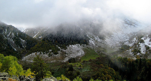 Горы в  Грузии. Фото Flickr / Mzuriana
