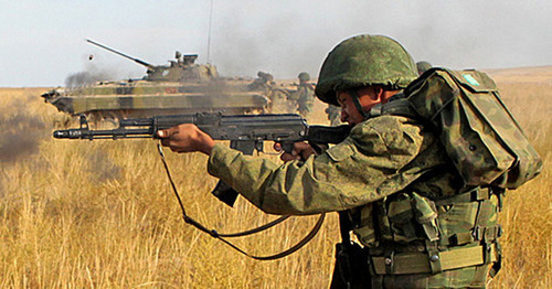 Мотострелковые войска. Учения на полигоне. Фото http://structure.mil.ru/