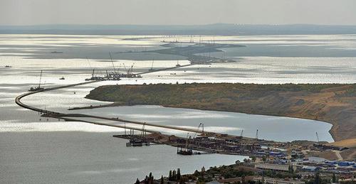 Строящийся мост через Керченский пролив. Фото https://ru.wikipedia.org
