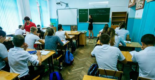 Урок в школе. Фото: Денис Яковлев / Югополис