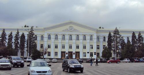 Дагестанский госуниверситет. Фото: Шамиль Магомедов https://ru.wikipedia.org