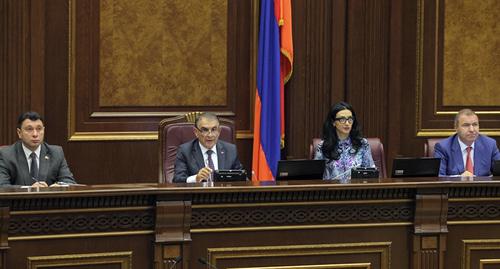 Парламент Армении. Фото http://www.parliament.am/news.php?cat_id=2&NewsID=9530&year=2017&month=10&day=03&lang=rus