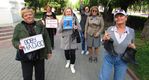 Волгоградские активисты вышли "на прогулку оппозиции"