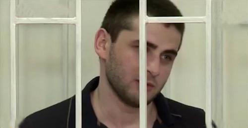 Азиз Джамалутдинов в зале суда. Кадр из видео пользователя Dagestan Live https://www.youtube.com/watch?v=3c_wCoxWzNU

