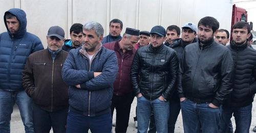 Дагестанские дальнобойщики во время акции протеста. 31 октября 2017 г. Фото Патимат Махмудовой для "Кавказского узла"