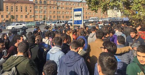 Акция протеста студентов Ереванского госуниверситета. Ереван, 7 ноября 2017 года. Фото: http://www.tert.am/ru/news/2017/11/07/ysu/2532716