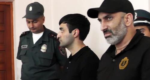 Арарат Хандоян во время вынесения приговора, 27 июня 2017 года. Фото: скриншоит видео youtube канала NewsamChannel https://www.youtube.com/watch?time_continue=71&v=vSKYfY66keM