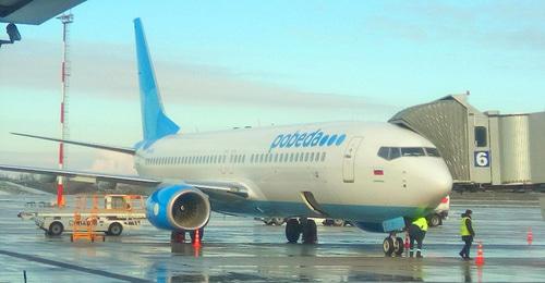 Первый самолет в аэропорту "Платов". Фото Константина Волгина для "Кавказского узла"
