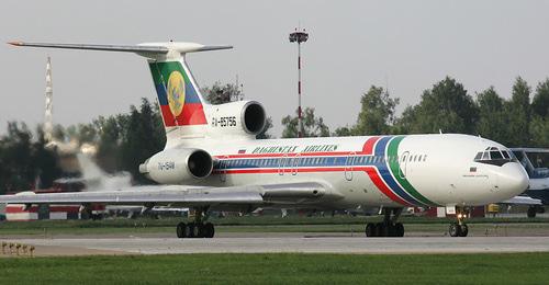 Самолет авиакомпании "Авиалинии Дагестана". Фото: Dmitriy Pichugin