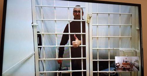 Александр Батманов участвует в суде посредством конференц связи. Фото предоставлено "Кавказскому узлу" Сергеем Куницким