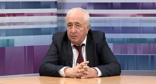 Министр строительства и ЖКХ Дагестана Ибрагим Казибеков. Фото: скриншот видео Минприроды РД Экология / https://www.youtube.com/channel/UCswf1L2gmqqggTBeFgXwspg