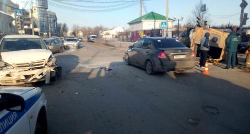 На месте ДТП в Астрахани. Фото https://30.xn--b1aew.xn--p1ai/news/item/12494931