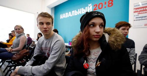 Тренинги для наблюдателей в штабе Навального. Фото: REUTERS/Maxim Shemetov