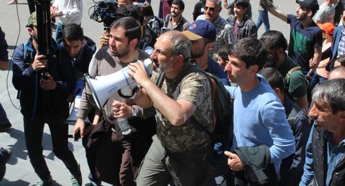 Никол Пашинян во время протестов в Армении. Фото Тиграна петросяна для "Кавказского узла" 