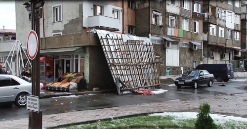 Дома жителей Степанакерта после урагана, 17 июня 2018 года. Фото СЧС Нагорного Карабаха.