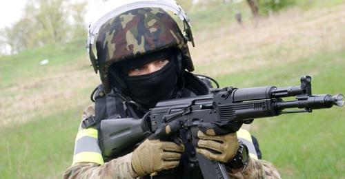 Сотрудник силовых структур. Фото: пресс-служба Национального антитеррористического комитета http://nac.gov.ru