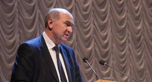 Виктор Хрестин отказался от мандата депутата думы Геленджика