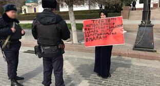 Пикеты сестер Абдурашидова привлекли внимание дагестанских чиновников