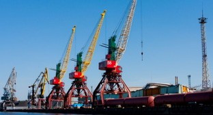 Аналитики поспорили о перспективах строительства порта в Калмыкии и канала "Евразия"