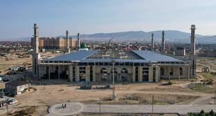 Пользователи соцсетей поспорили по поводу обещания Керимова достроить мечеть в Дагестане