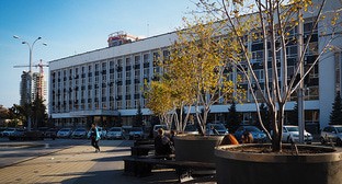 Администрация Краснодара. Фото: Елены Синеок, Юга.ру