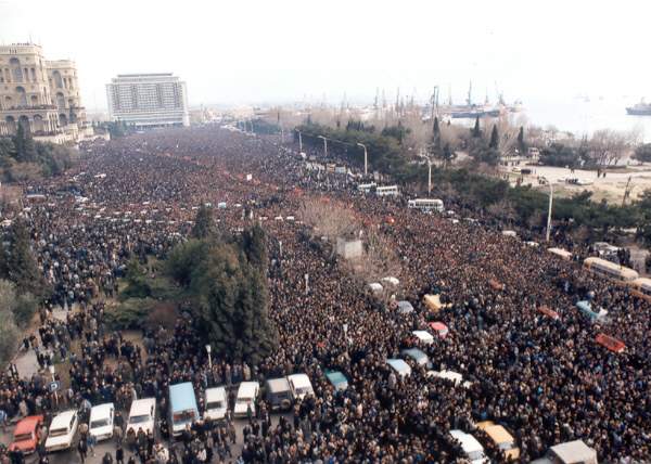 Баку, Азербайджан, фото архива КУ, январь 1990