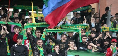 Болельщики клуба "Анжи" - "Дикая Дивизия", фото с сайта http://fc-anzhi.ucoz.ru/