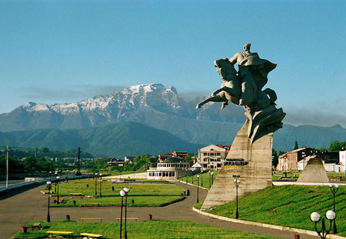 Северная Осетия, Владикавказ, памятник Иссе Плиеву. Фото "Кавказского Узла"