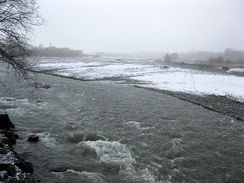 Русло реки Терек на подступах к Дзауджикауской ГЭС. Фото "Кавказского Узла"