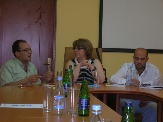 Выступает Карен Бекарян - член общественного совета Армении, председатель НПО "Европейская интеграция".