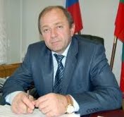 Мурадин Кемов (фото с сайта www.kchr.info)