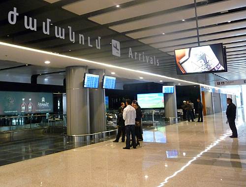 Зал прибытия нового терминала в аэропорту ''Звартноц''. 5 сентября 2011 г. Фото Армине Мартиросян для "Кавказского узла"