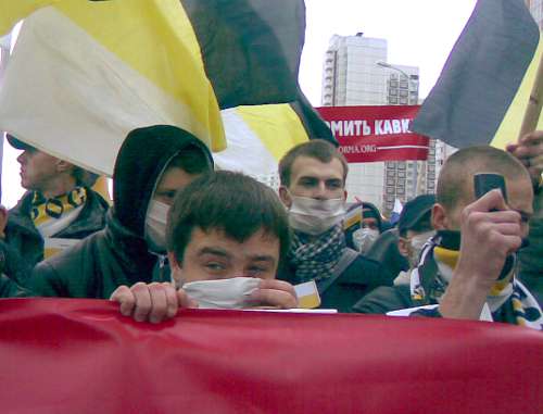 Участники "Русского марша" в Люблино. Москва, 4 ноября 2011 г. Фото Юлии Буславской для "Кавказского узла"