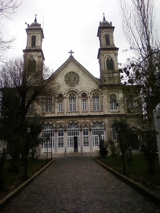 Греческая ортодоксальная церковь 19 века. Стамбул.