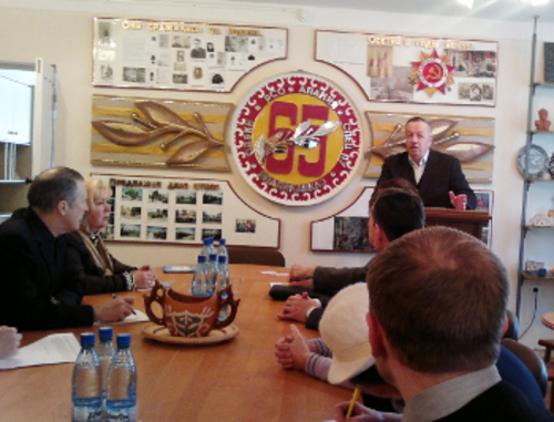 Встреча членов ОНК ЮФО и СКФО, а также Общественной палаты РФ с директором Владикавказского специального профессионального училища закрытого типа для осужденных подростков Муратом Бициевым. Северная Осетия, Владикавказ, 16 марта 2012 г. Фото Эммы Марзоевой для "Кавказского узла"