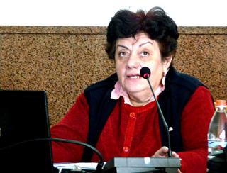 Карине Даниелян во время конференции. Ереван, 10 апреля 2012 г. Фото Армине Мартиросян для "Кавказского узла"