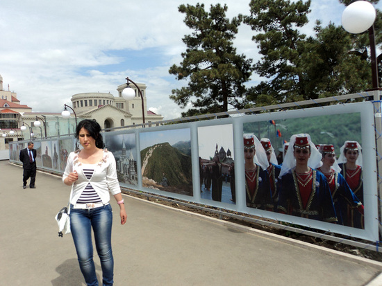 Картиы-фото из жизни Карабаха.
