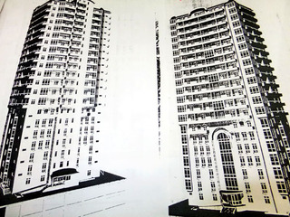 На месте поликлиники планируется поставить два высотных здания. Сочи, июнь 2012 г. Фото Светланы Кравченко для "Кавказского узла"